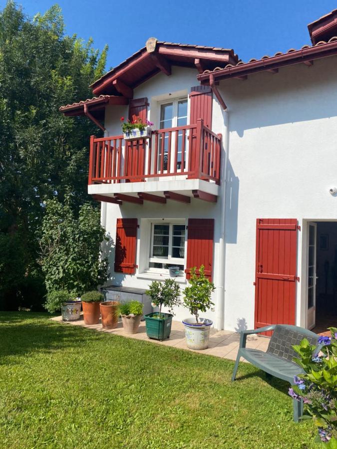 Ilargi Argi Bed & Breakfast Saint-Pee-sur-Nivelle Ngoại thất bức ảnh